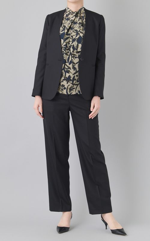 センタープレスストレートパンツ