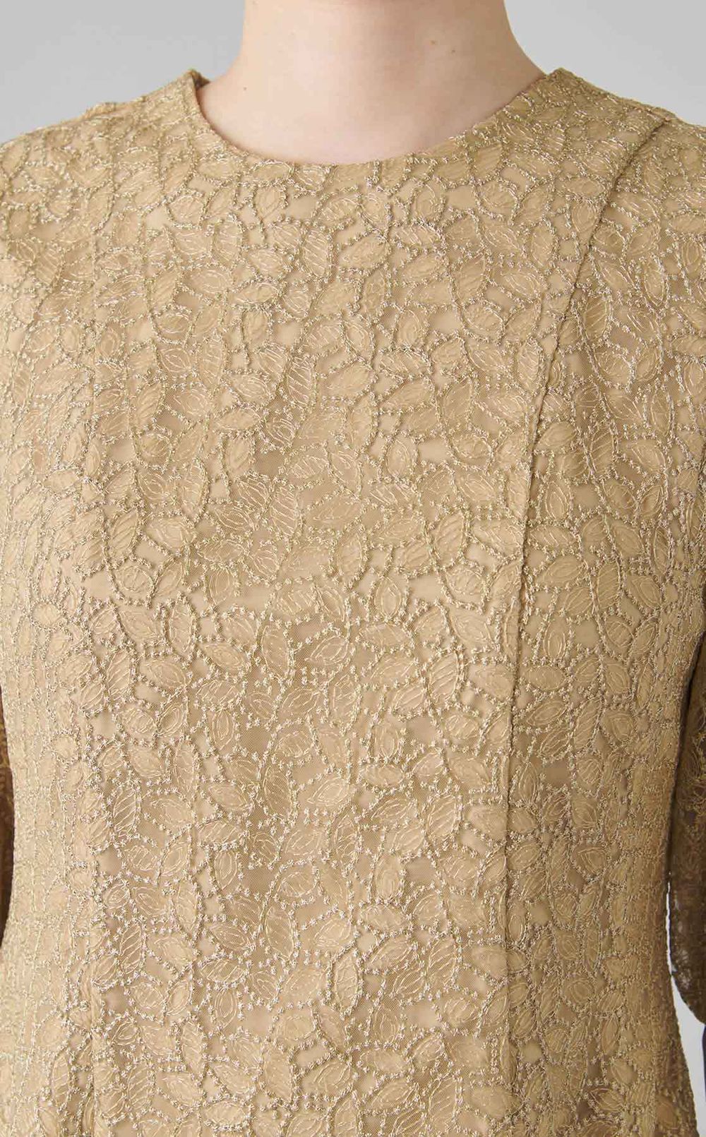 前後2way立体レースワンピース