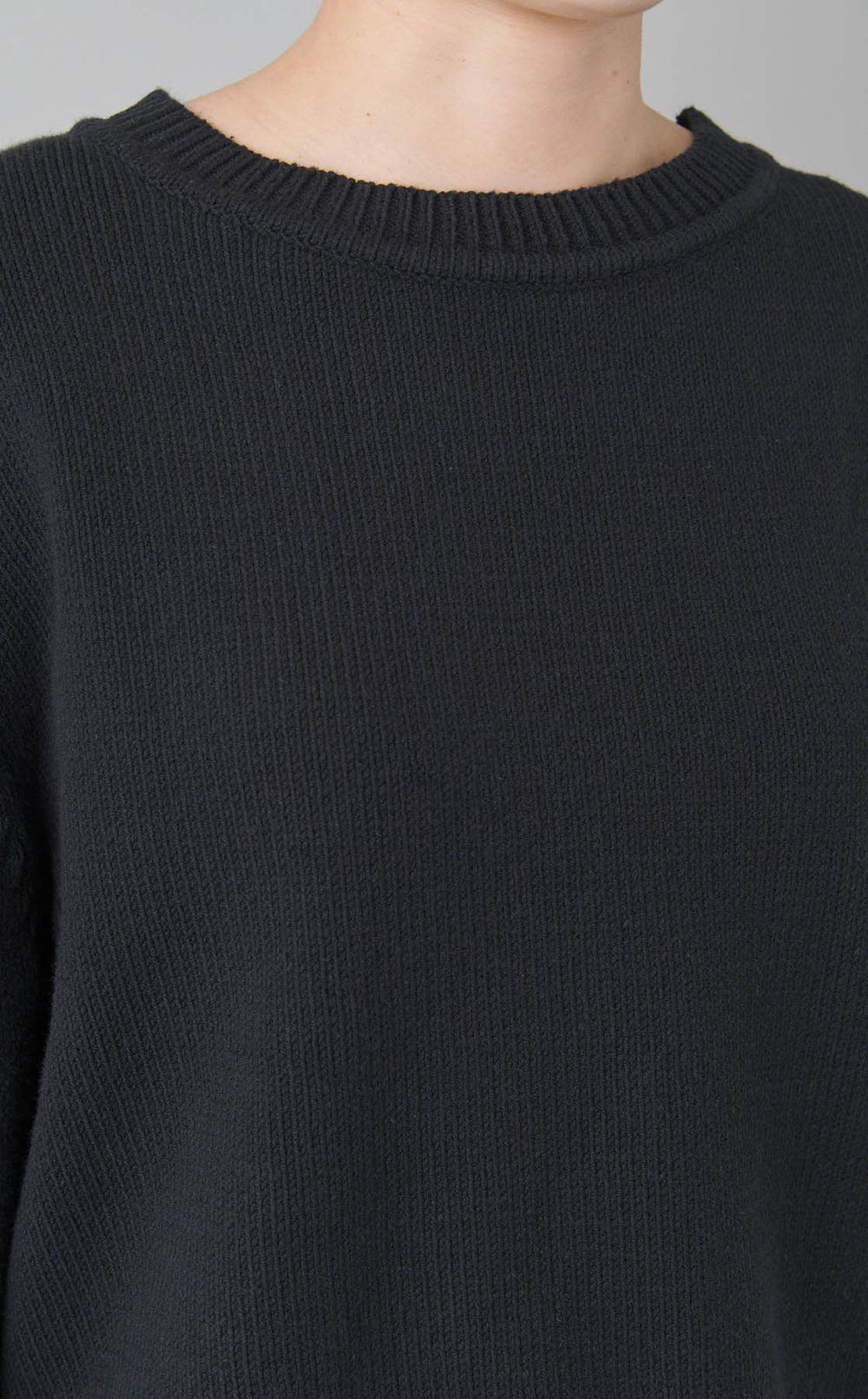 アイレットスリーブニットプルオーバー