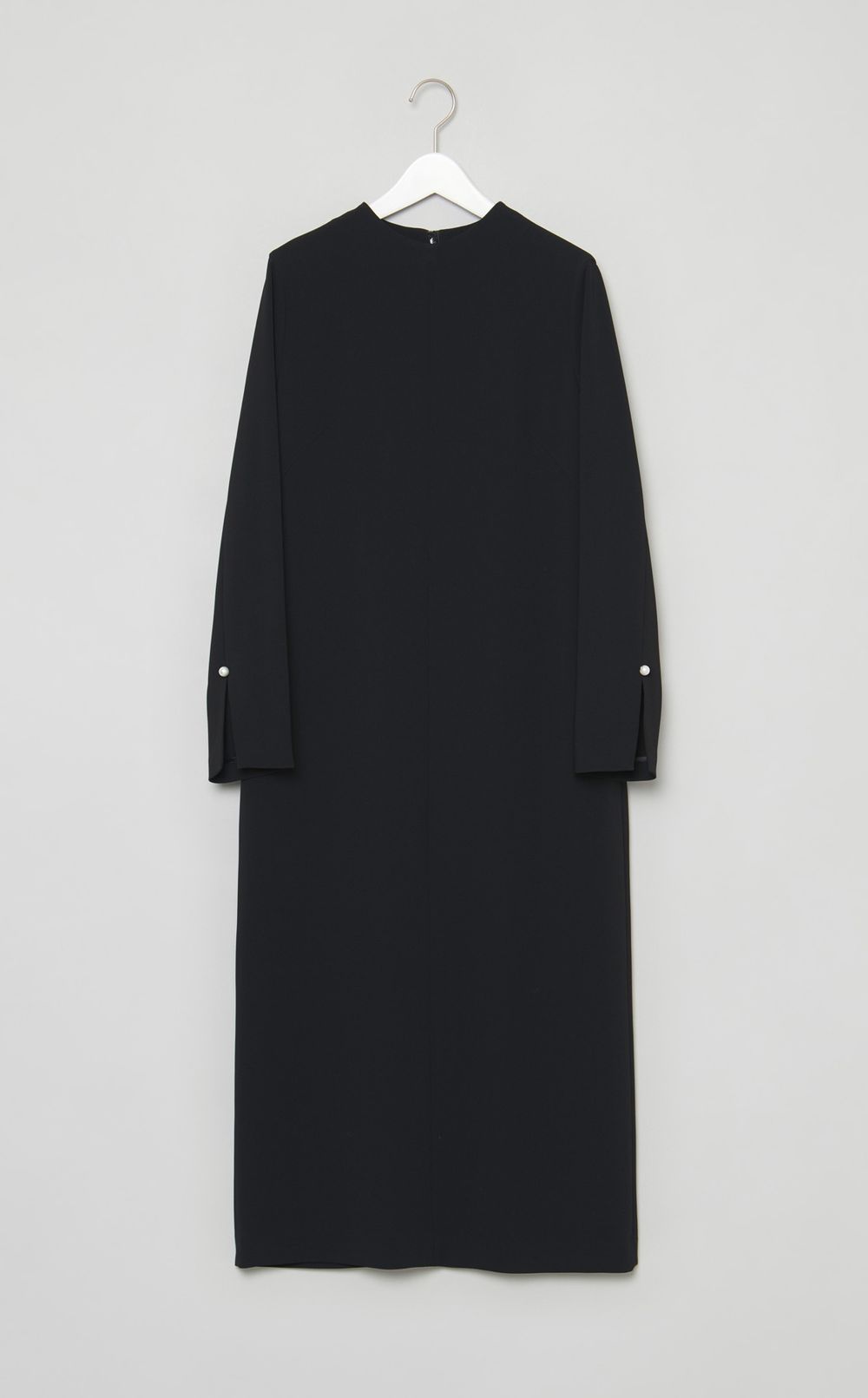 ハイネックIラインドレス