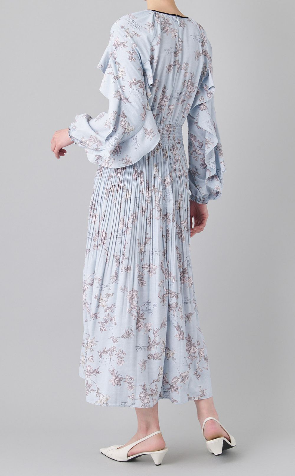 ボタニカルプリントワンピース