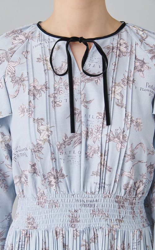 ボタニカルプリントワンピース