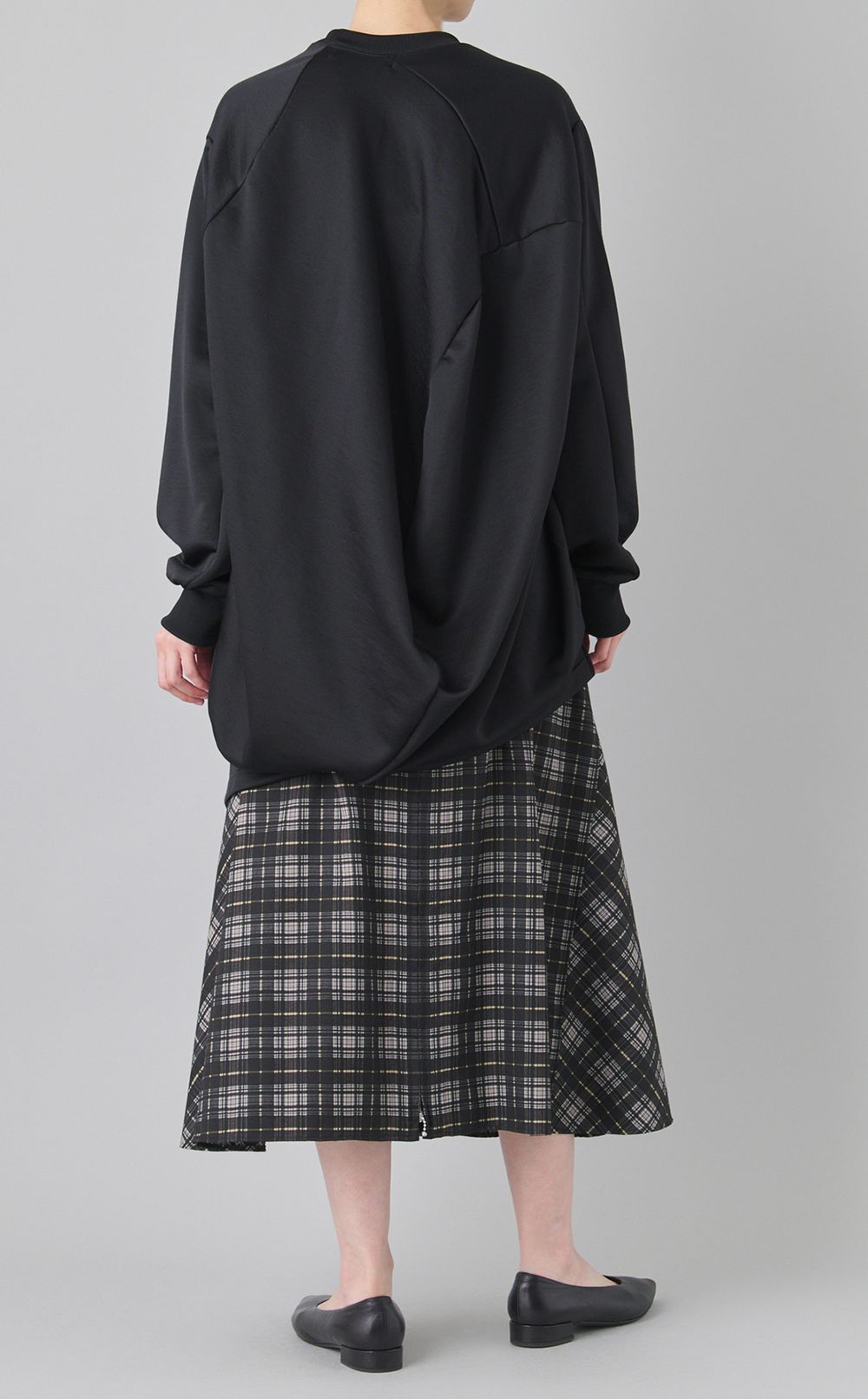 ボールグロッシープルオーバー