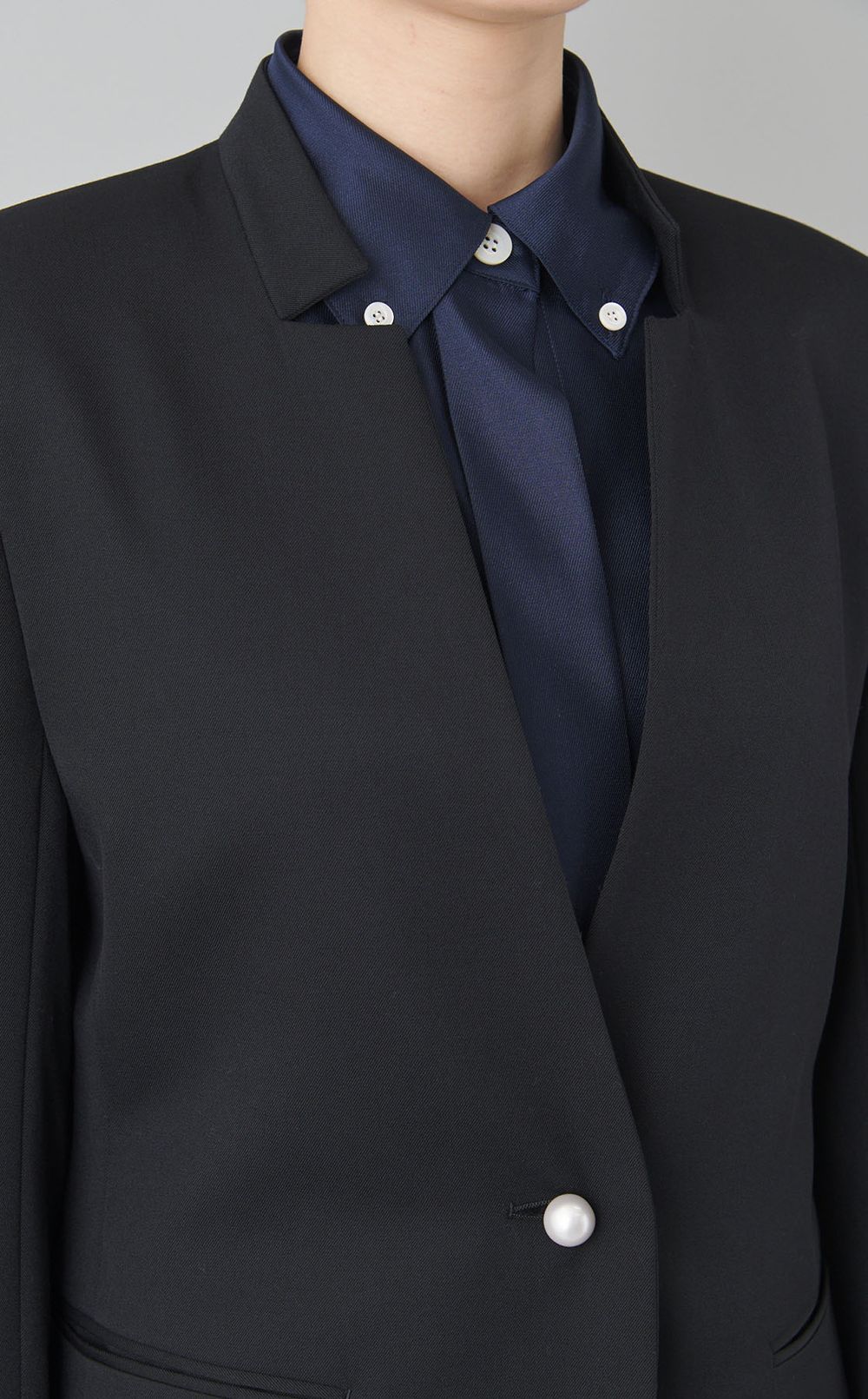 パールボタンノッチラペルジャケット