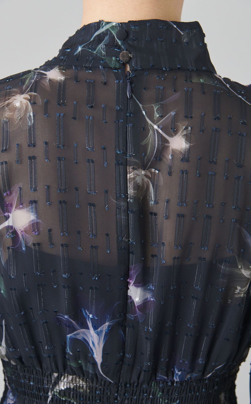 ボウタイプリーツワンピース