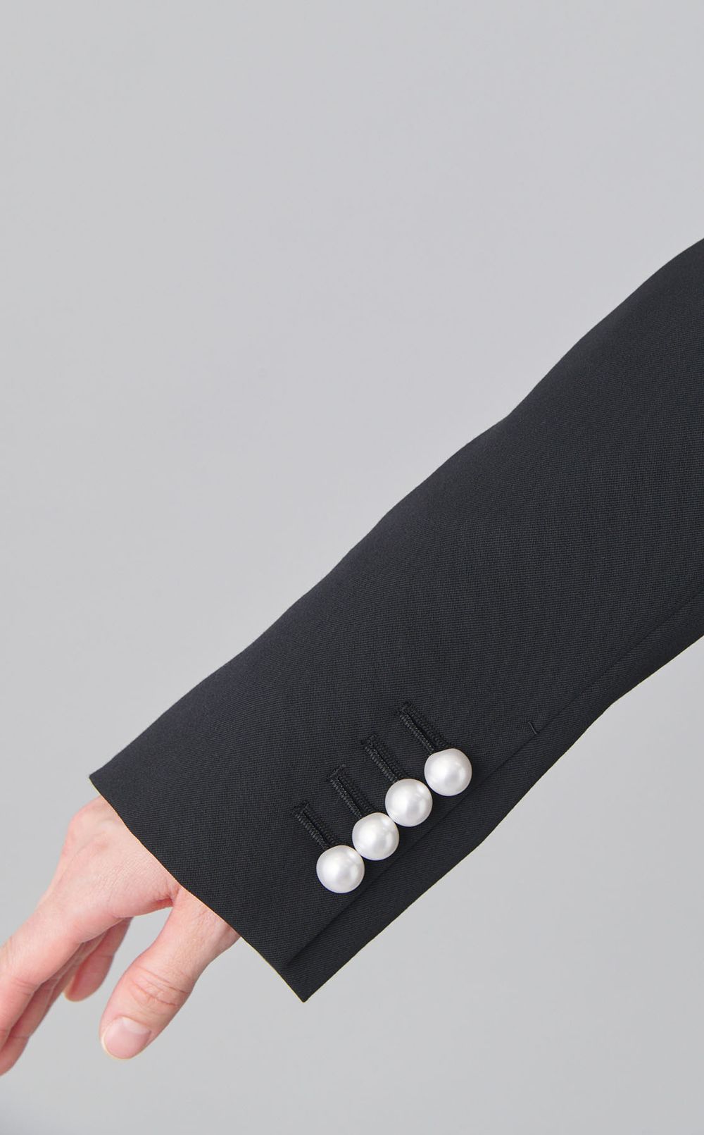 パールボタンノッチラペルジャケット