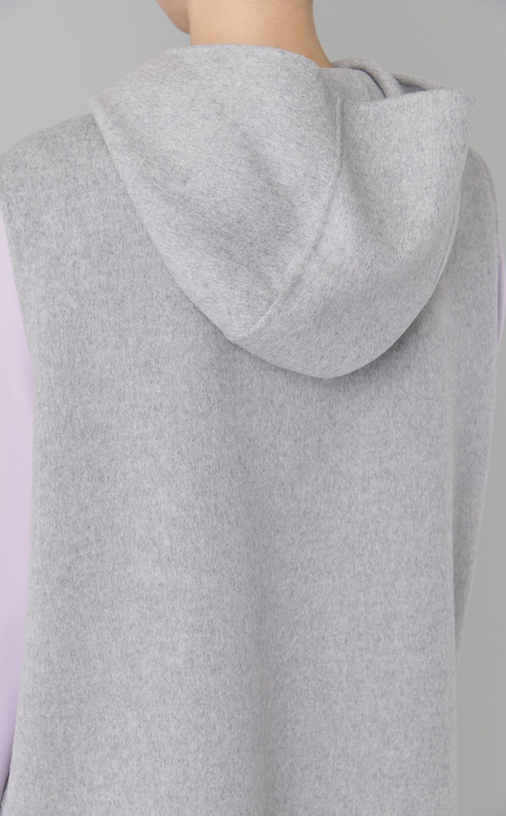 ウールフーディジップベスト