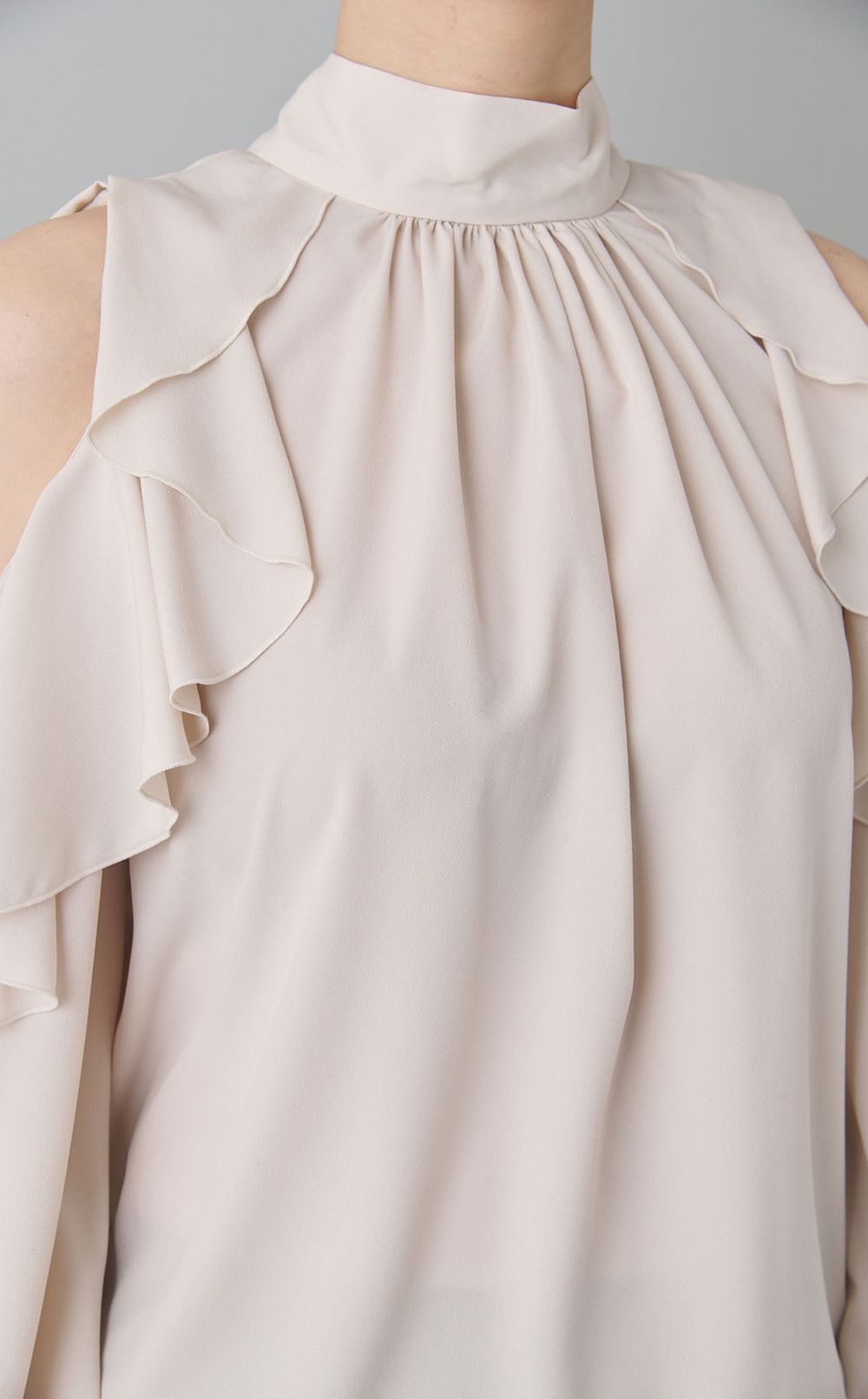 ショルダーフリル2wayブラウス