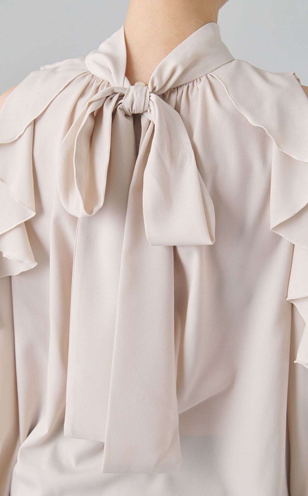 ショルダーフリル2wayブラウス