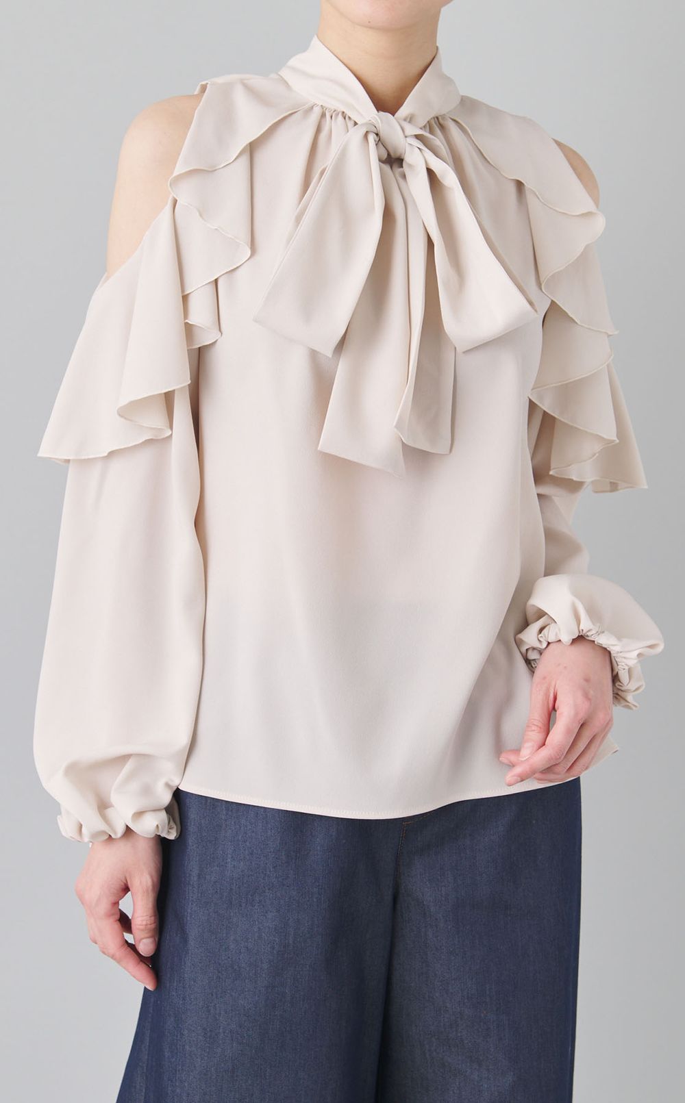 ショルダーフリル2wayブラウス