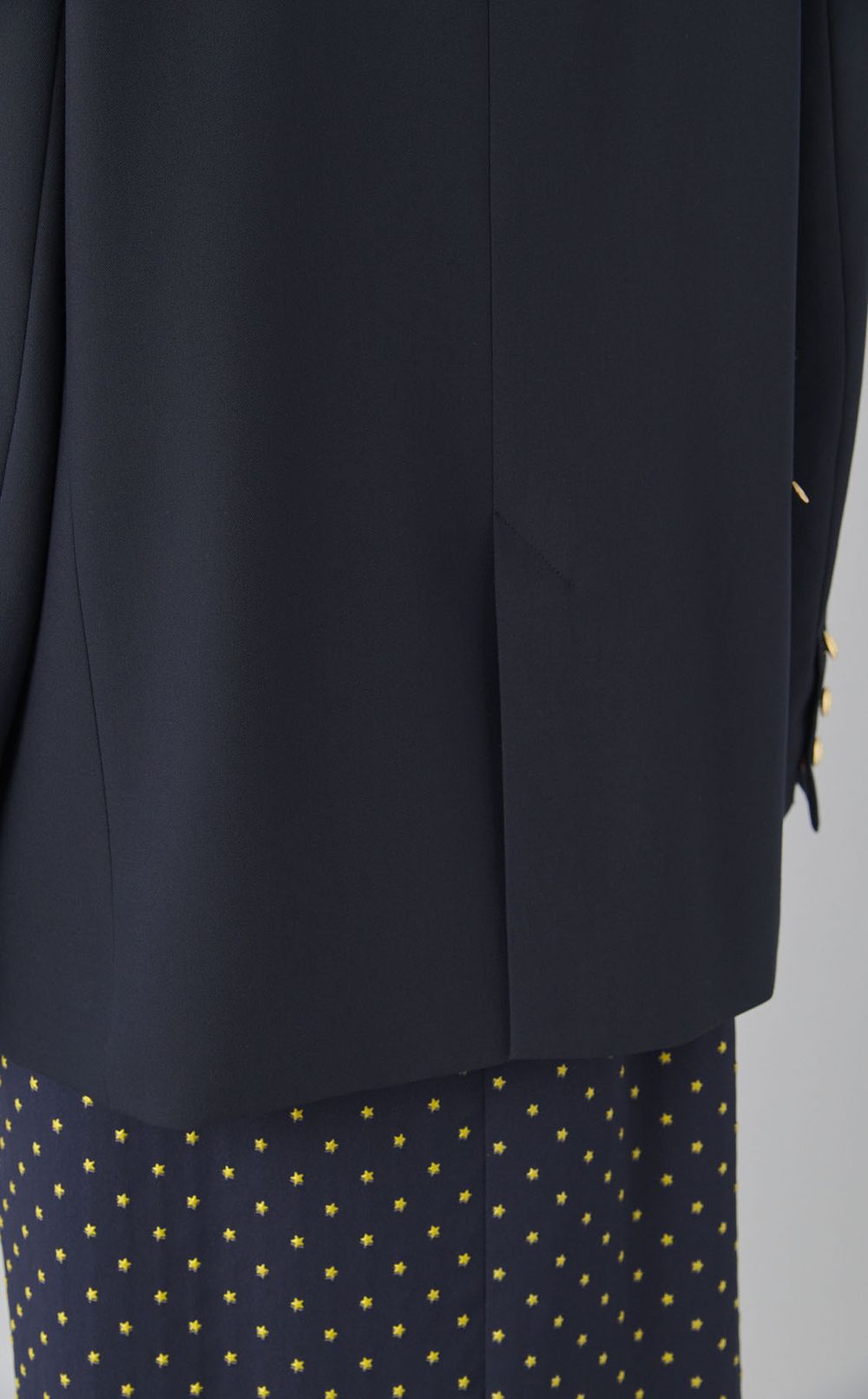 クラシカルブレザージャケット