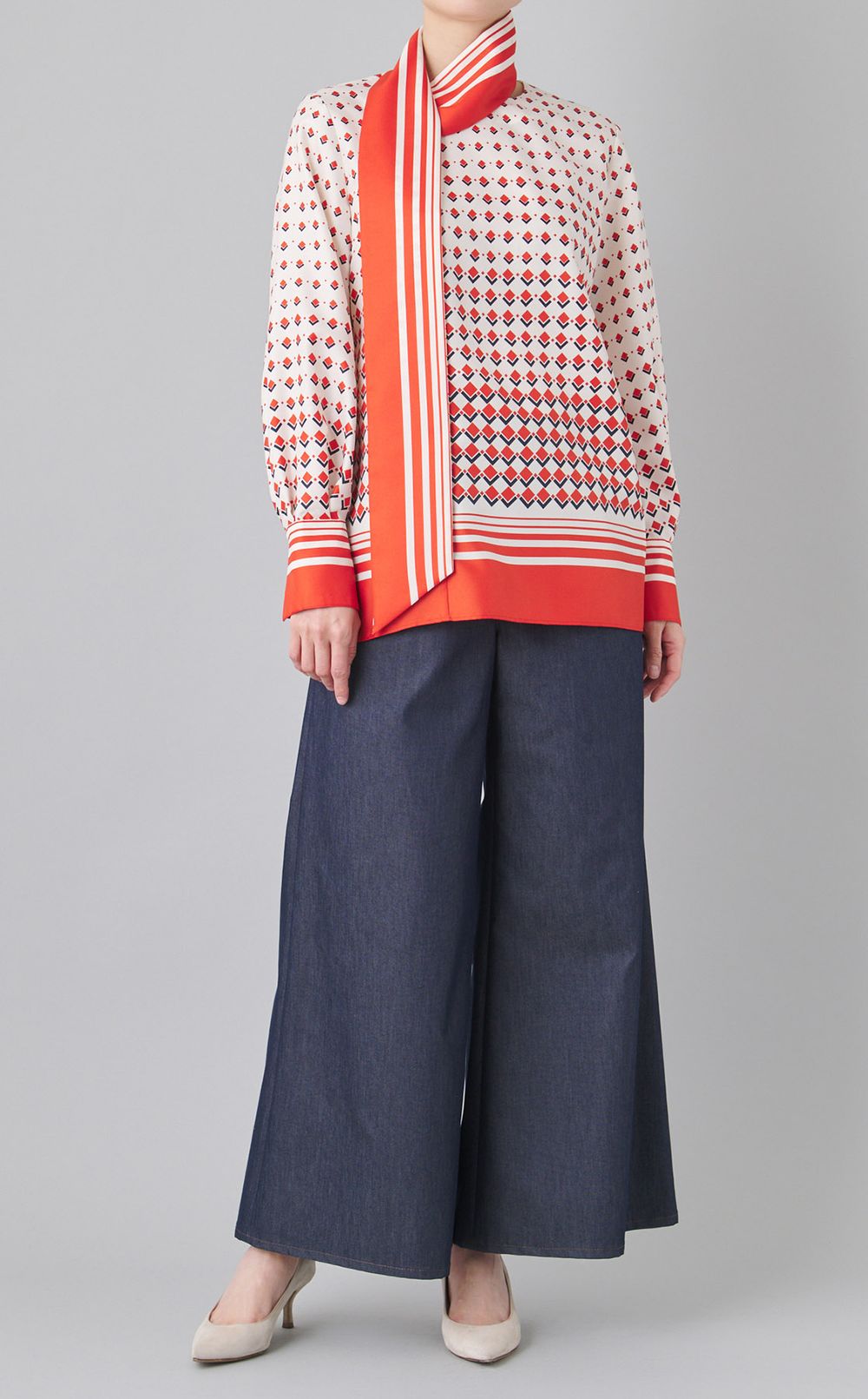 ライトデニムイージーパンツ