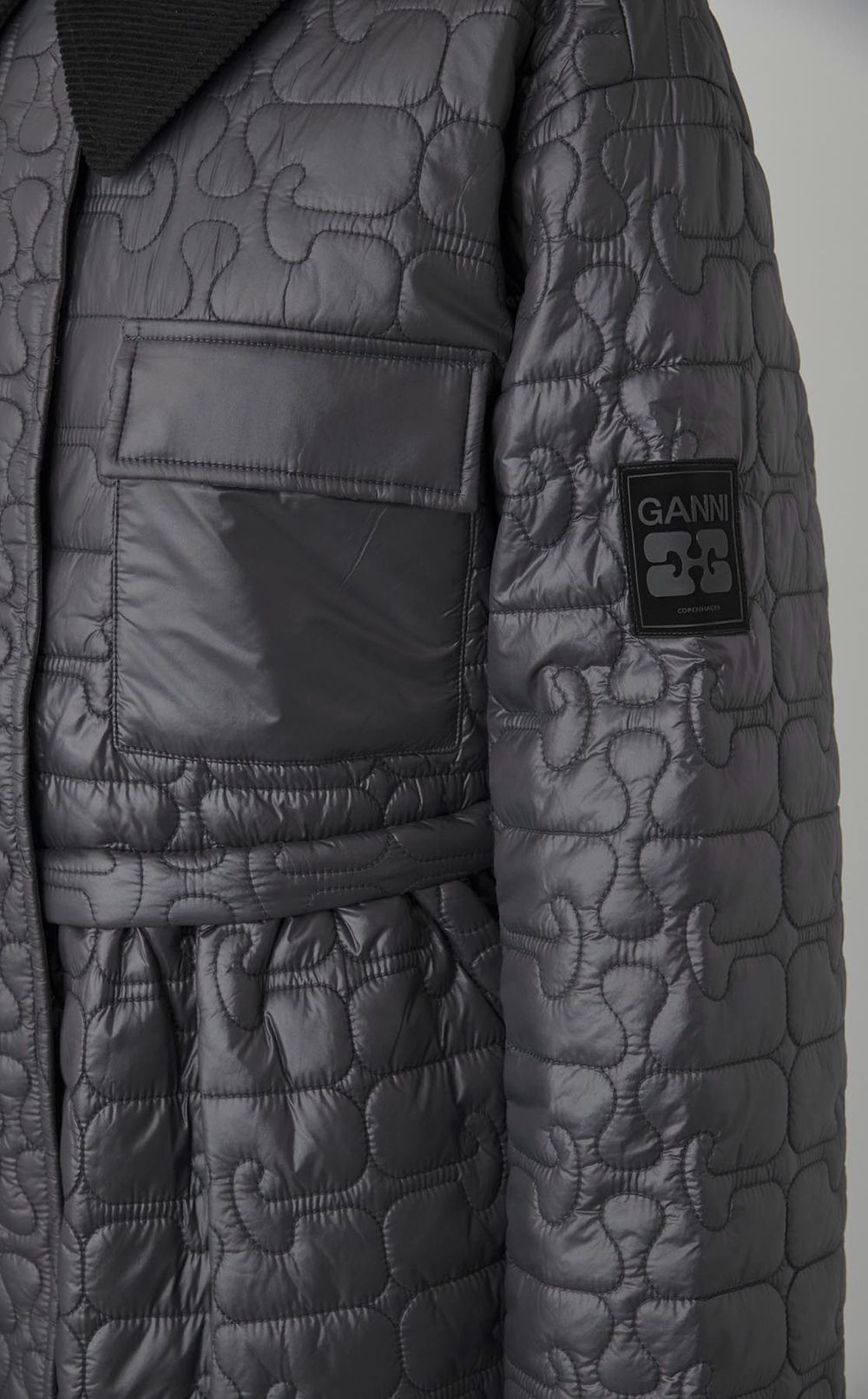 キルティングミディジャケット