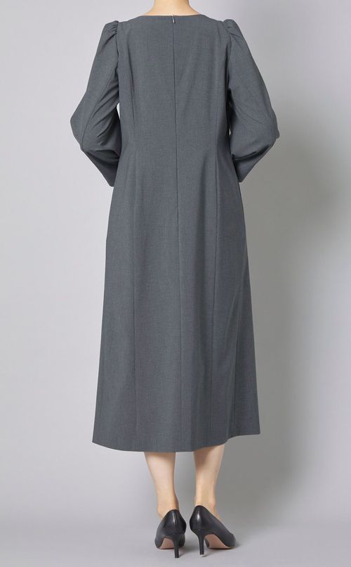 Vネックレースタックワンピース