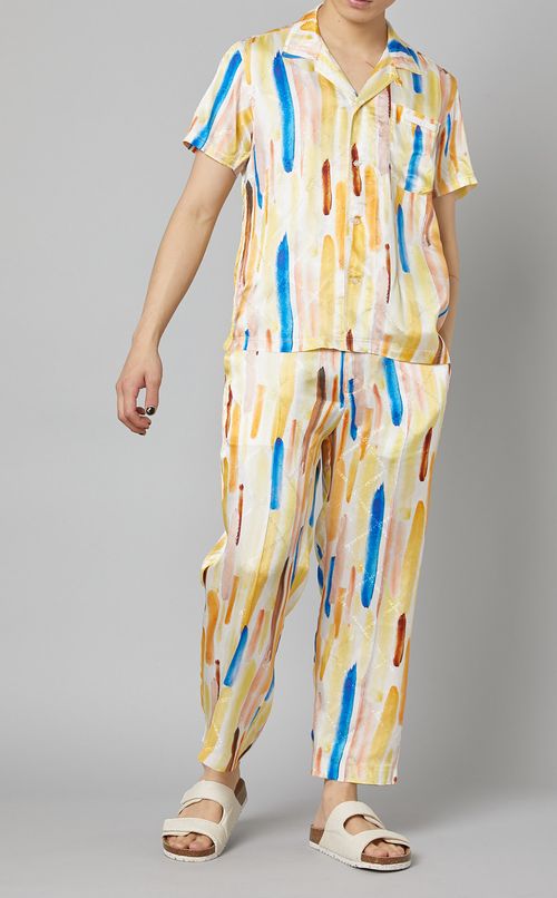 ペイント風プリントパンツ