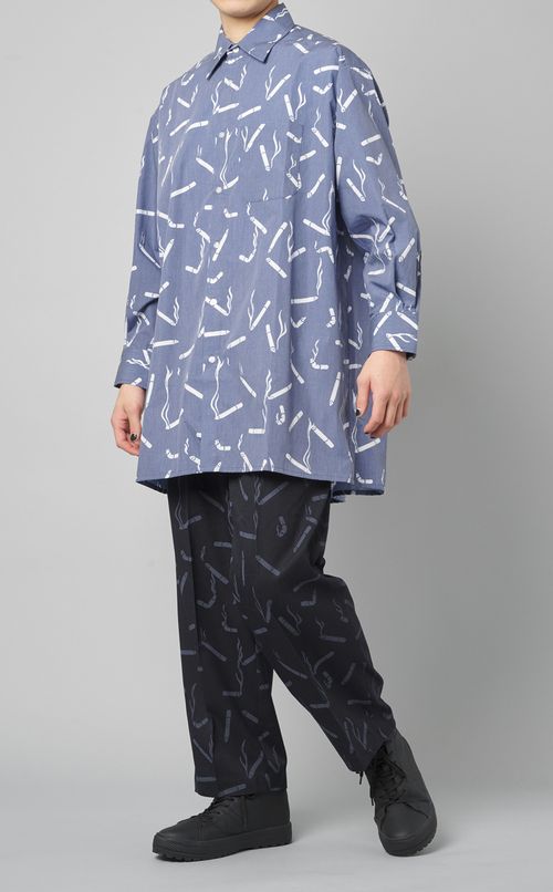 総柄ロングシャツ