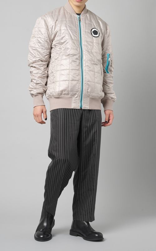 キルティングブルゾン