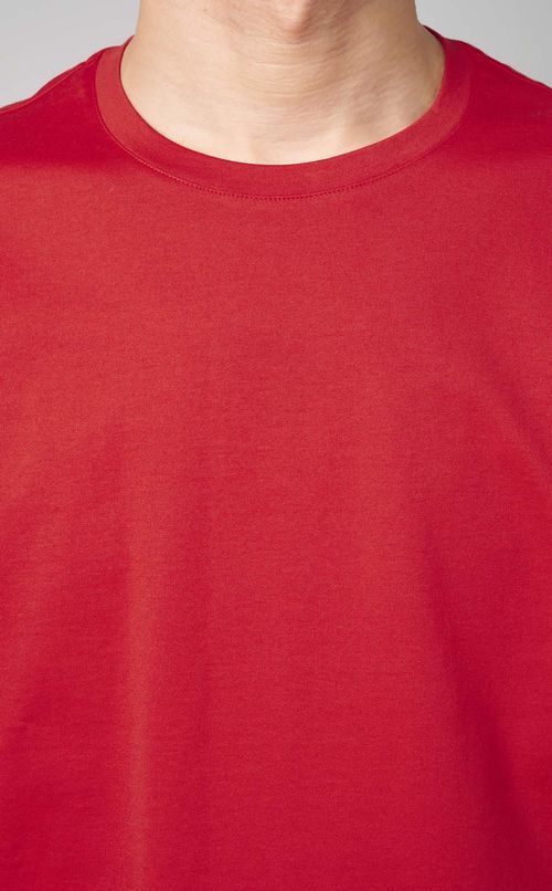 スヴィンジャージークルーネックT