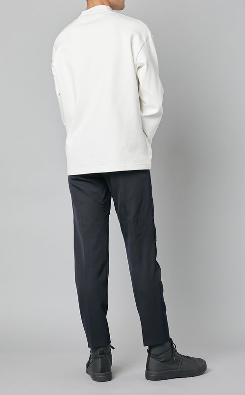 アシメトリックパンツ