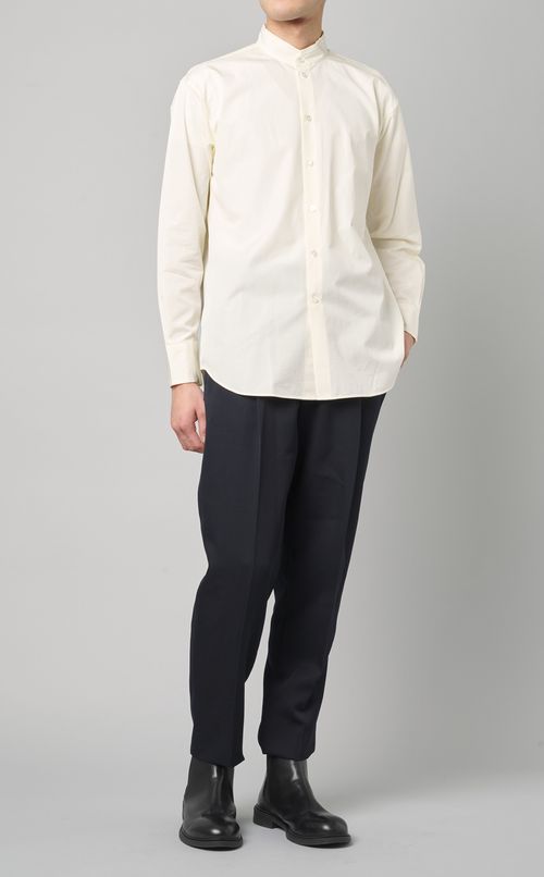 スタンドカラーシャツ