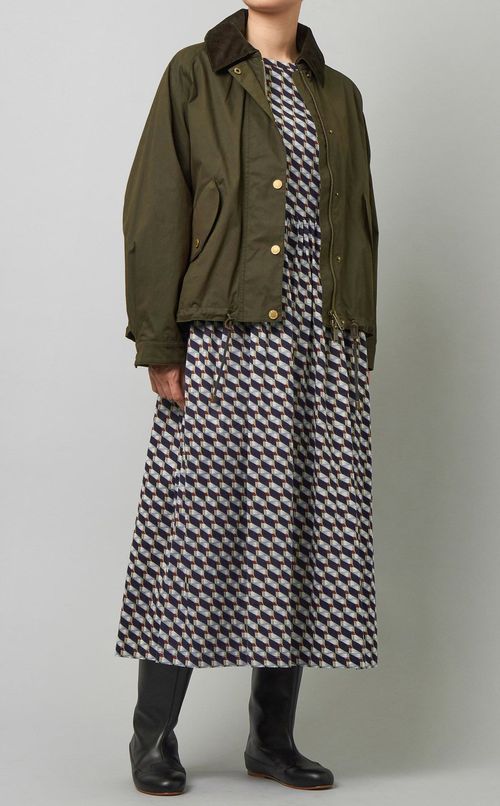 ジップアップショートブルゾン