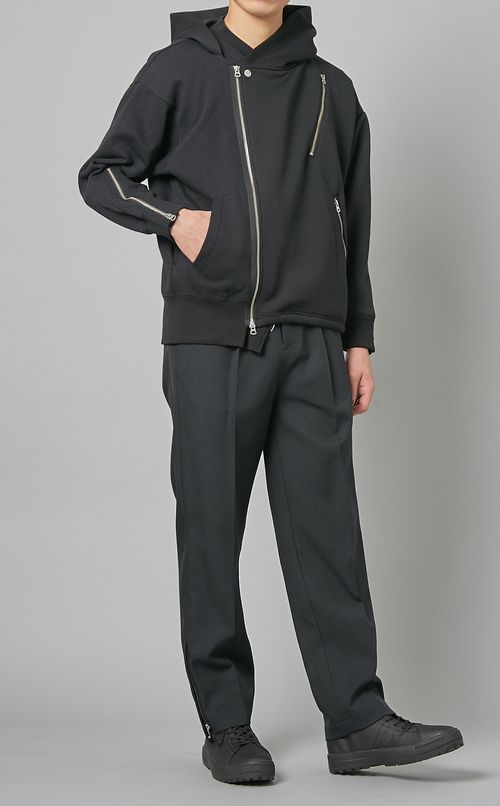 アシンメトリックジップフーディー