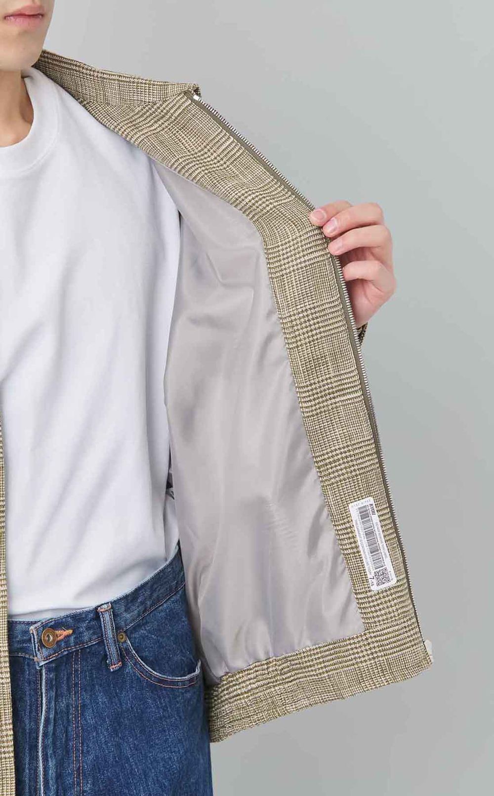 エンブロイダリーチェックブルゾン