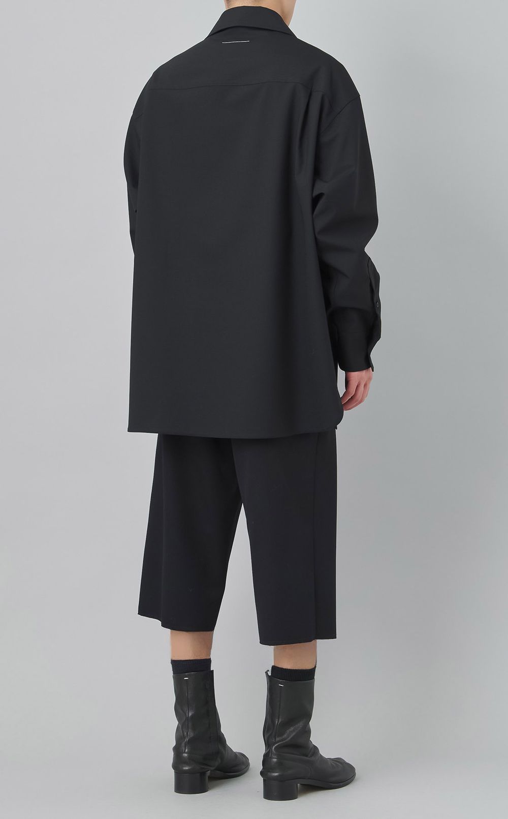 ウールブレンドネームアウトシャツ