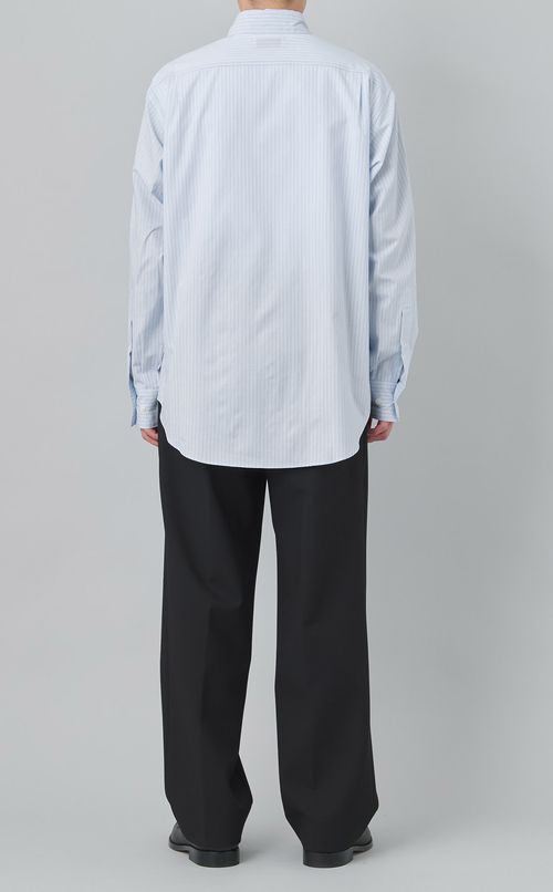 レギュラーカラーストライプシャツ