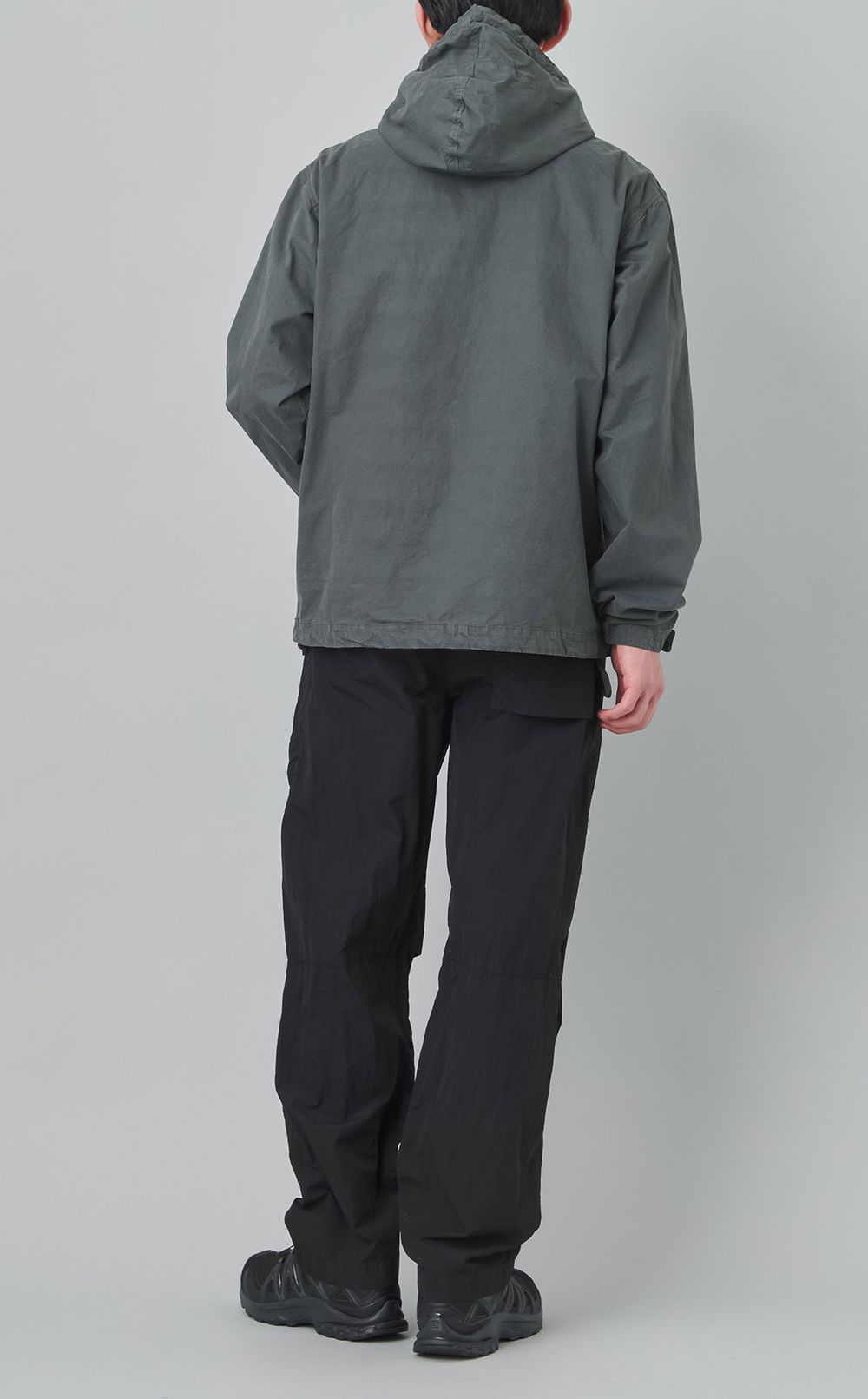 フーデッドレンズジャケット