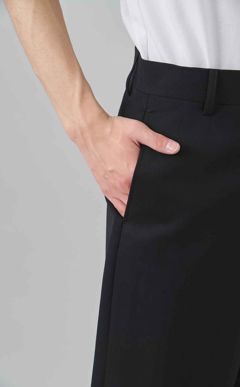 ウールギャバジンショートトラウザー