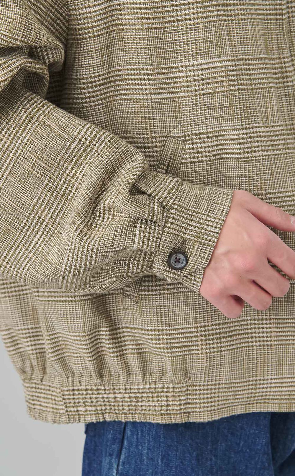 エンブロイダリーチェックブルゾン