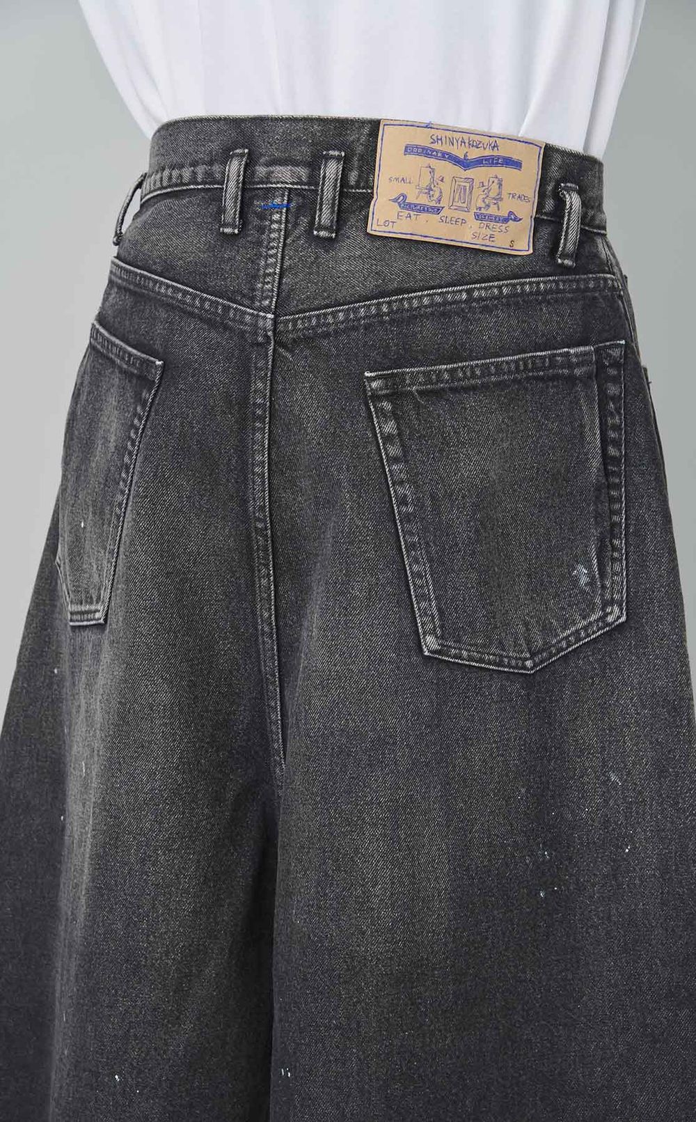 ウォッシュドデニムルーズショーツ