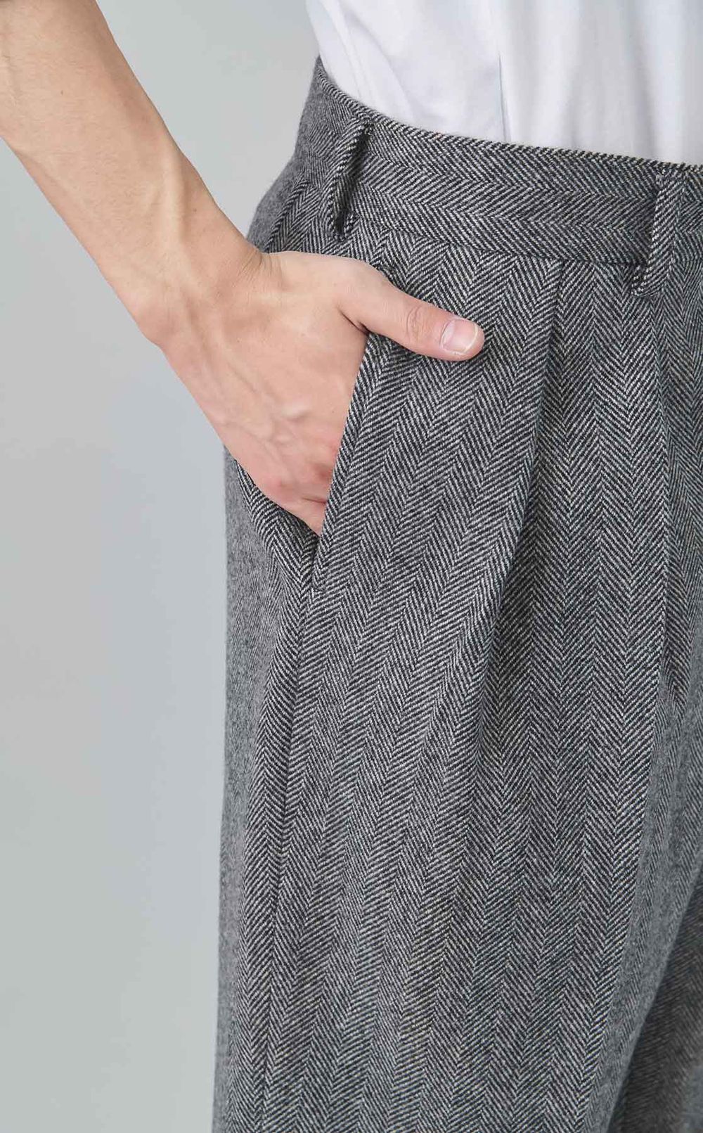 ウールヘリンボーン2タックワイドパンツ