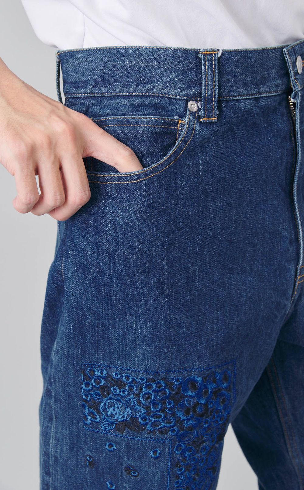 バンダナエンブロイダリーデニムパンツ