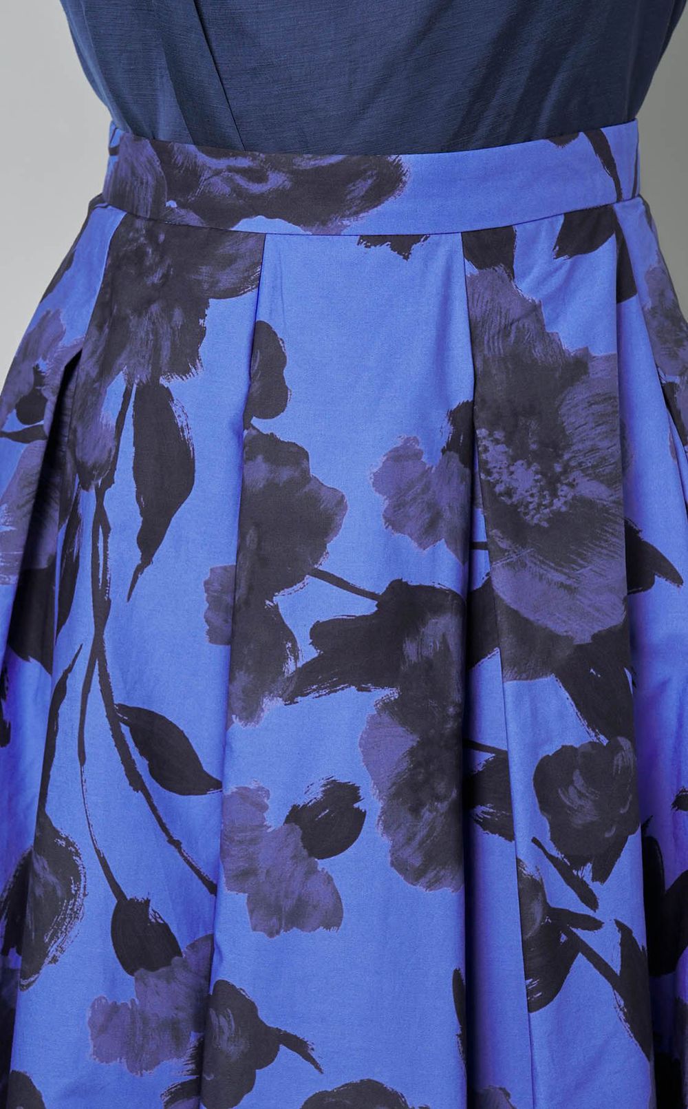 フラワープリン卜ボリュームへムスカート