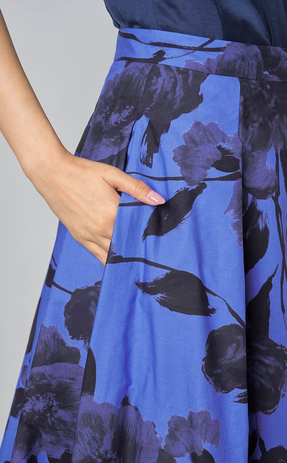 フラワープリン卜ボリュームへムスカート