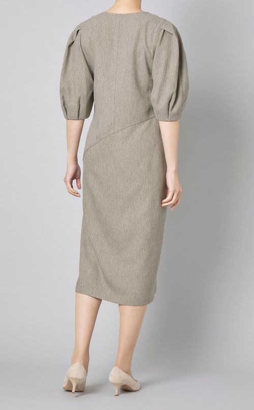 フロントジップオープンワンピース