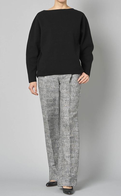 バックステッチニットプルオーバー