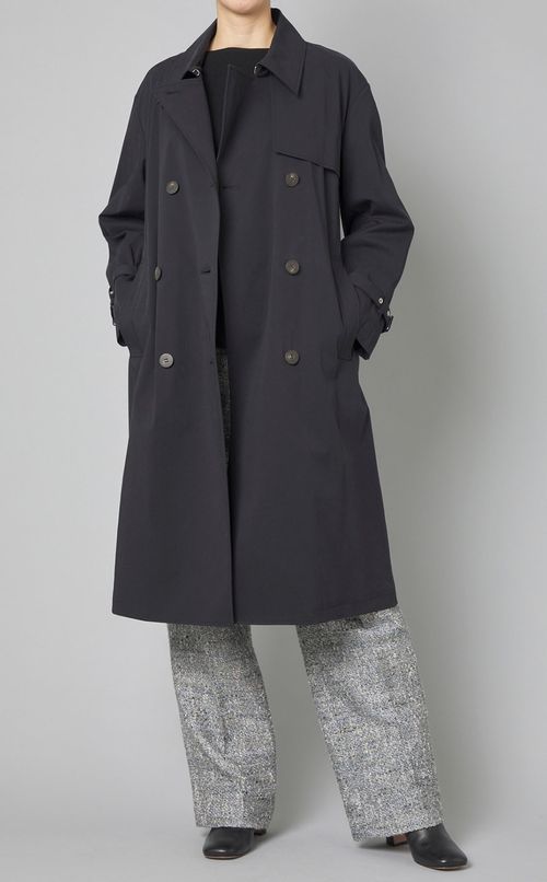 ダブルブレストトレンチコート
