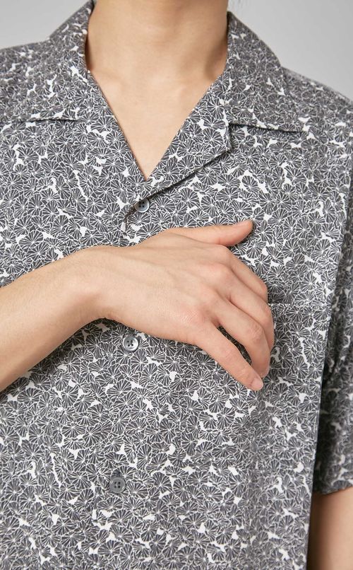 プリントショートスリーブシャツ