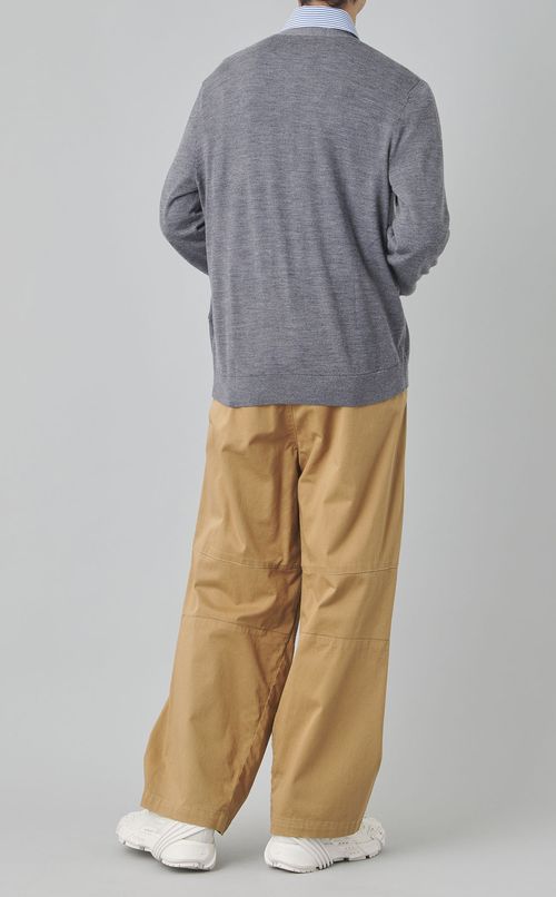 ロゴVネックニットカーディガン