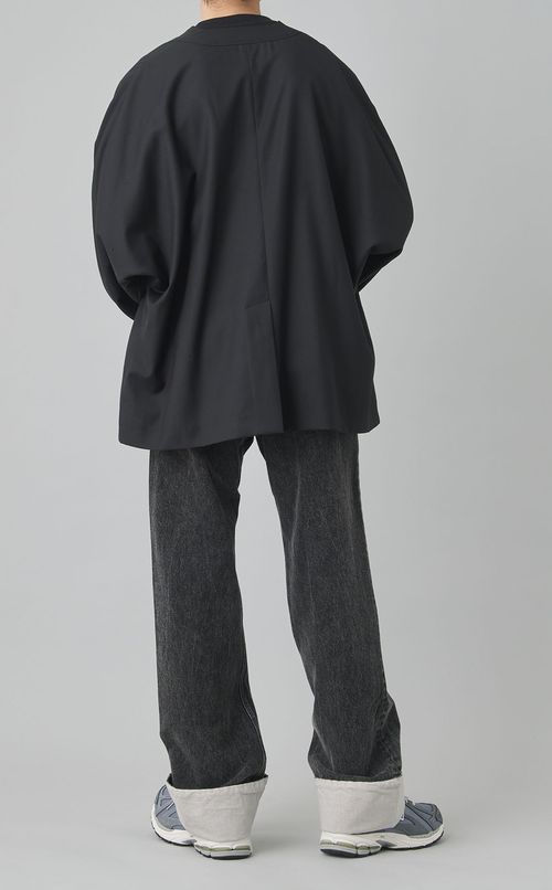 ドルマンスリーブジャケット