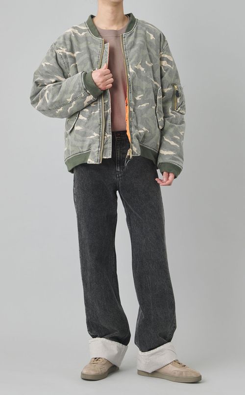 ロールアップヘムデニムパンツ