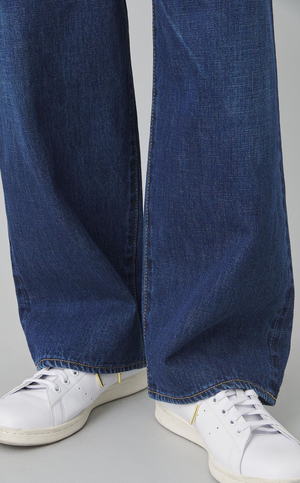 ウォッシュドワイドレッグデニムパンツ