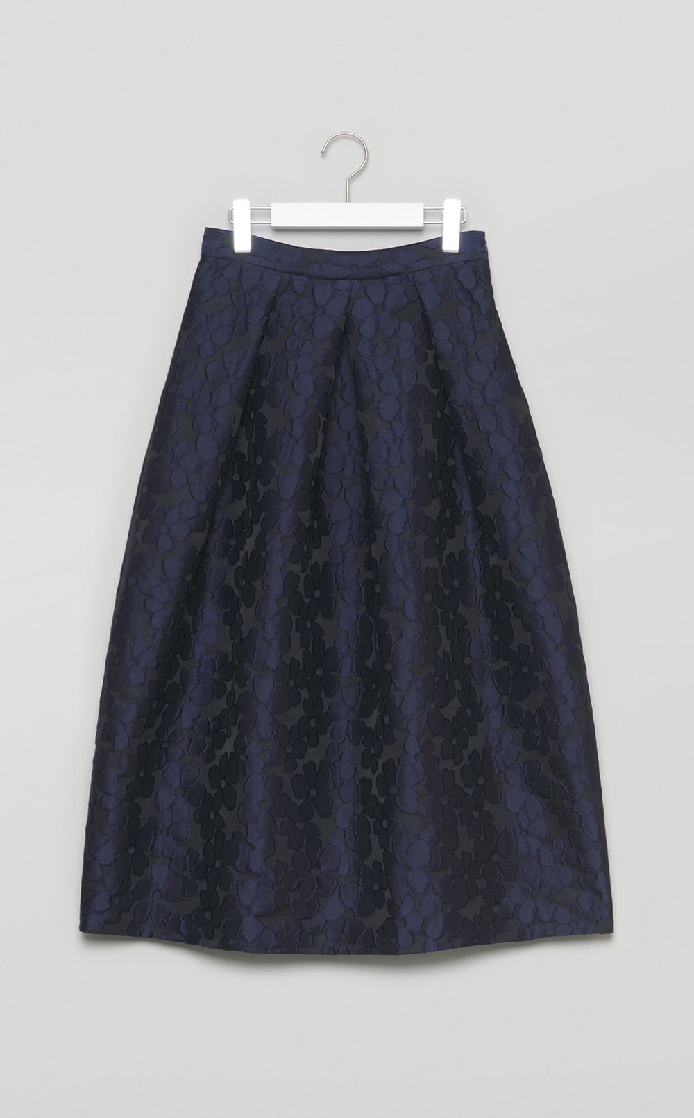 フラワージャガードタックスカート