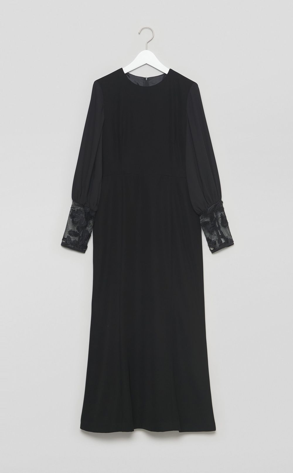 フラワーレースカフスワンピース