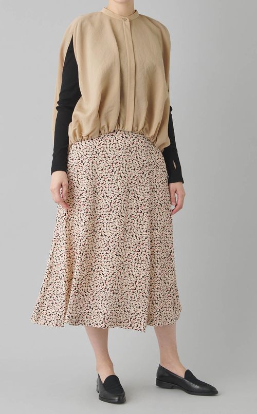 タックボリュームブルゾン