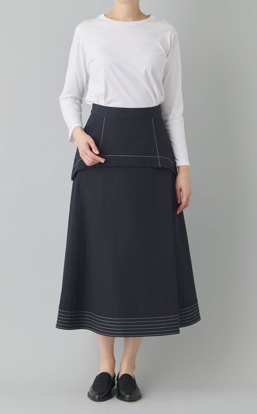 フレアタックスカート