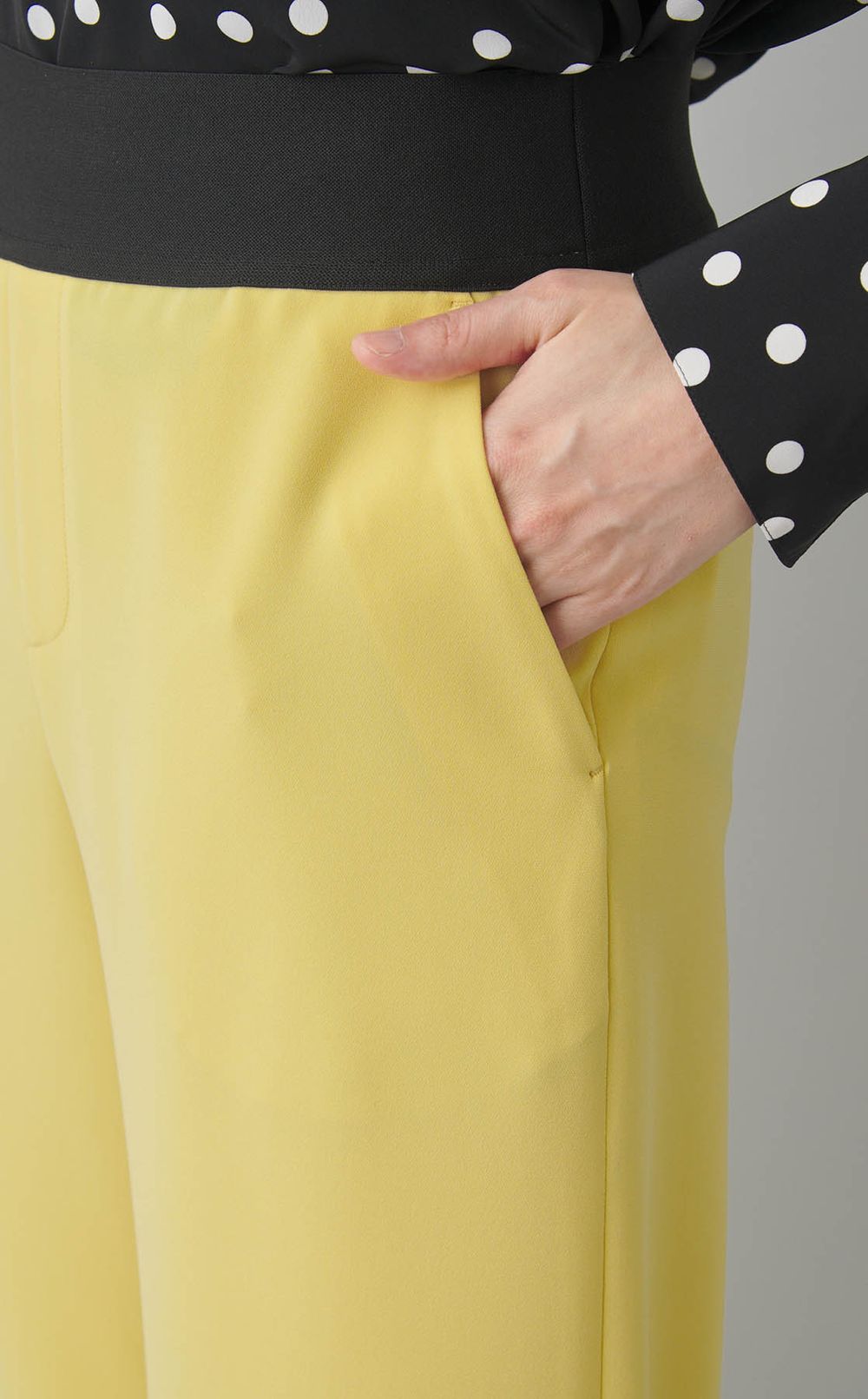 トリアセテートワイドパンツ